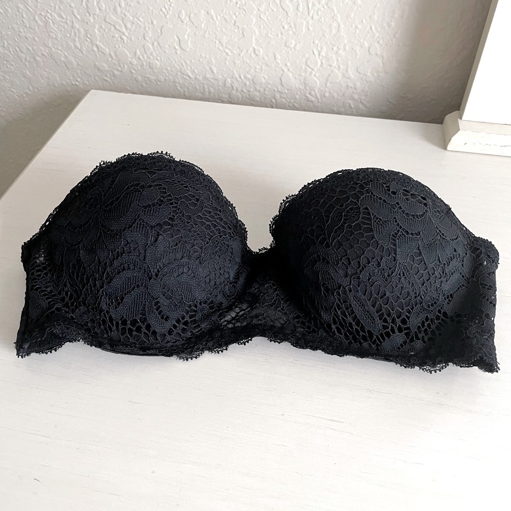 Black Lace Strapless Bra Size 32B